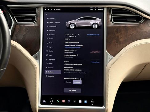 Used 2016 Tesla Model X 90D image 13