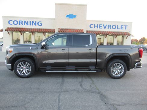 Used 2020 GMC Sierra 1500 SLT w/ SLT Premium Plus Package image 5