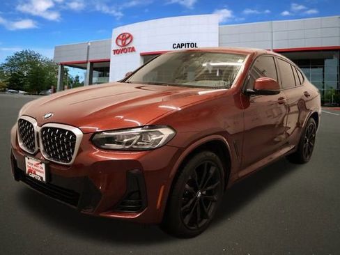 Used 2022 BMW X4 xDrive30i w/ M Sport Package 2 image 6