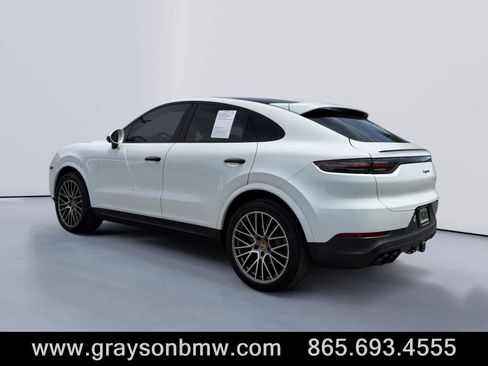 Used 2023 Porsche Cayenne Platinum Edition AWD/4WD image 5
