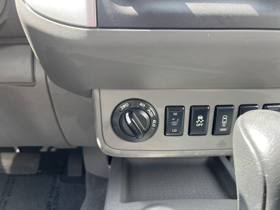 Used 2020 Nissan Frontier SV AWD/4WD image 20