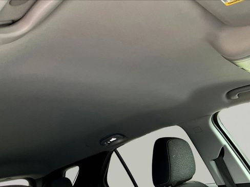 Used 2024 Chevrolet Equinox LT AWD/4WD image 29