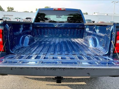 Used 2018 Chevrolet Silverado 1500 LT w/ All Star Edition AWD/4WD image 34