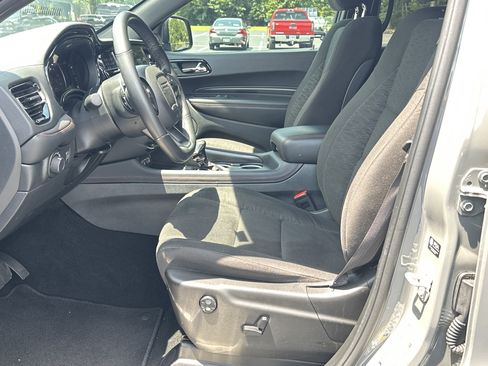 Used 2024 Dodge Durango R/T w/ Blacktop Package RWD image 9