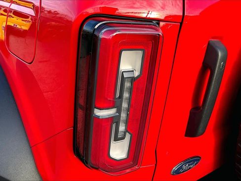 Used 2022 Ford Bronco Wildtrak image 57