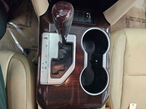 Used 2013 Toyota Camry XLE FWD image 19