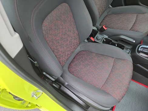 Used 2019 Chevrolet Sonic LT w/ Convenience Package image 16