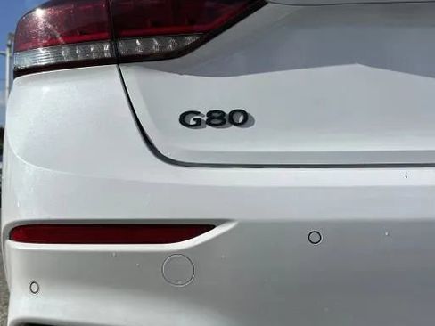 Used 2018 Genesis G80 3.3T Sport image 13