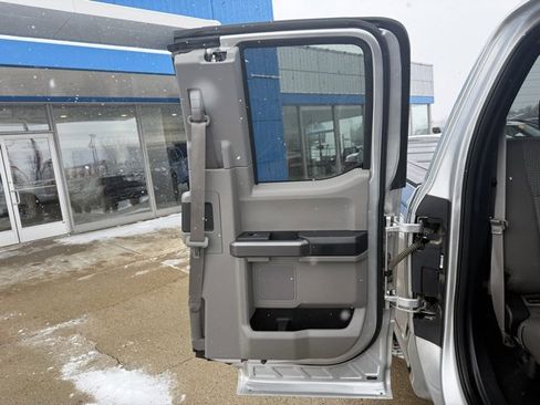 Used 2019 Ford F350 XLT w/ XLT Value Package image 16