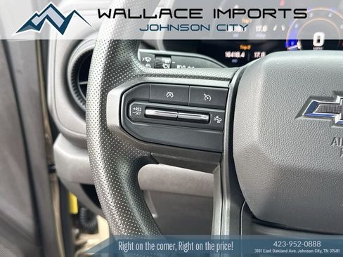 Used 2024 Chevrolet Colorado Trail Boss w/ Advanced Trailering Package AWD/4WD image 30