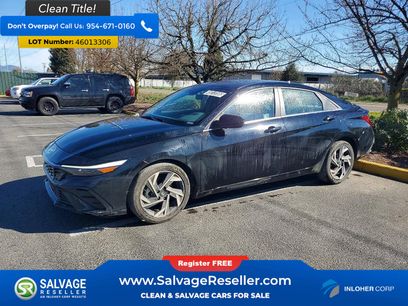 Used 2025 Hyundai Elantra SEL