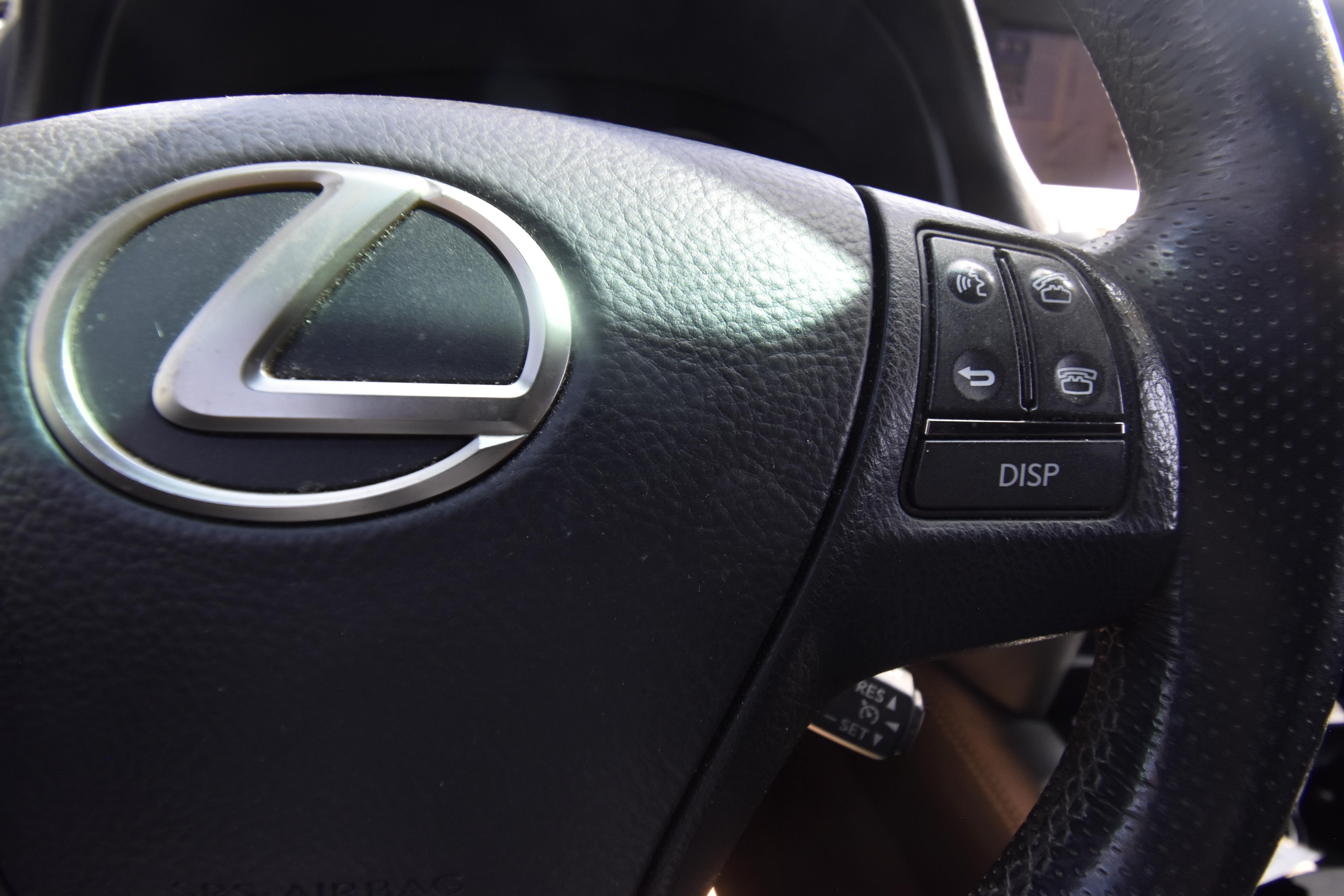 Used 2013 Lexus LS 460 w/ F-Sport Pkg RWD image 22