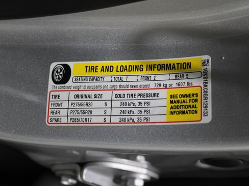 Used 2016 GMC Yukon SLT w/ Open Road Package image 42