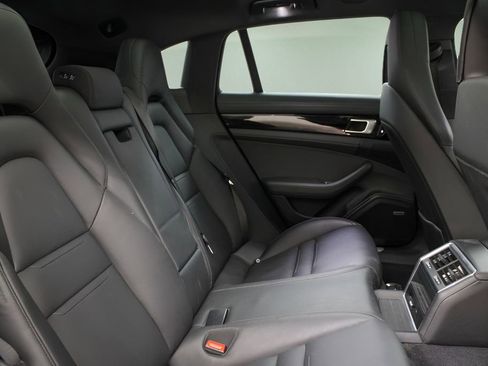 Used 2020 Porsche Panamera 4 AWD/4WD image 24