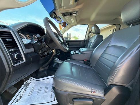 Used 2018 RAM 3500 Tradesman w/ Chrome Appearance Group image 7