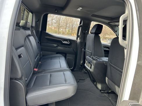 Used 2022 GMC Sierra 1500 SLT w/ SLT Premium Plus Package image 47