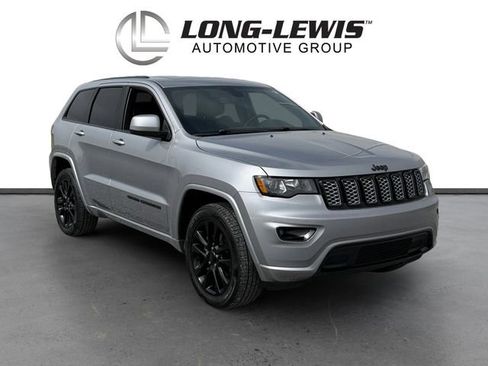 Used 2020 Jeep Grand Cherokee Altitude image 7