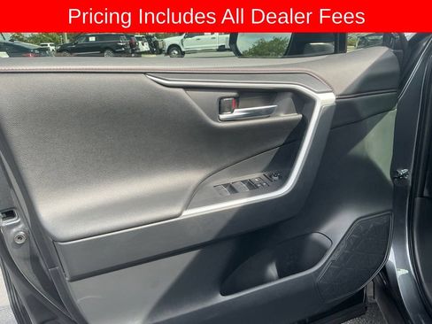 Used 2025 Toyota RAV4 XSE w/ Weather Package AWD/4WD image 9