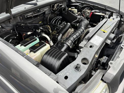 Used 2004 Ford Ranger XL image 23