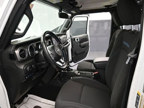 Used 2023 Jeep Wrangler Unlimited Rubicon 4xe w/ Cold Weather Group image 16