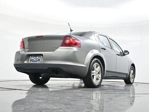 Used 2012 Dodge Avenger SXT image 45