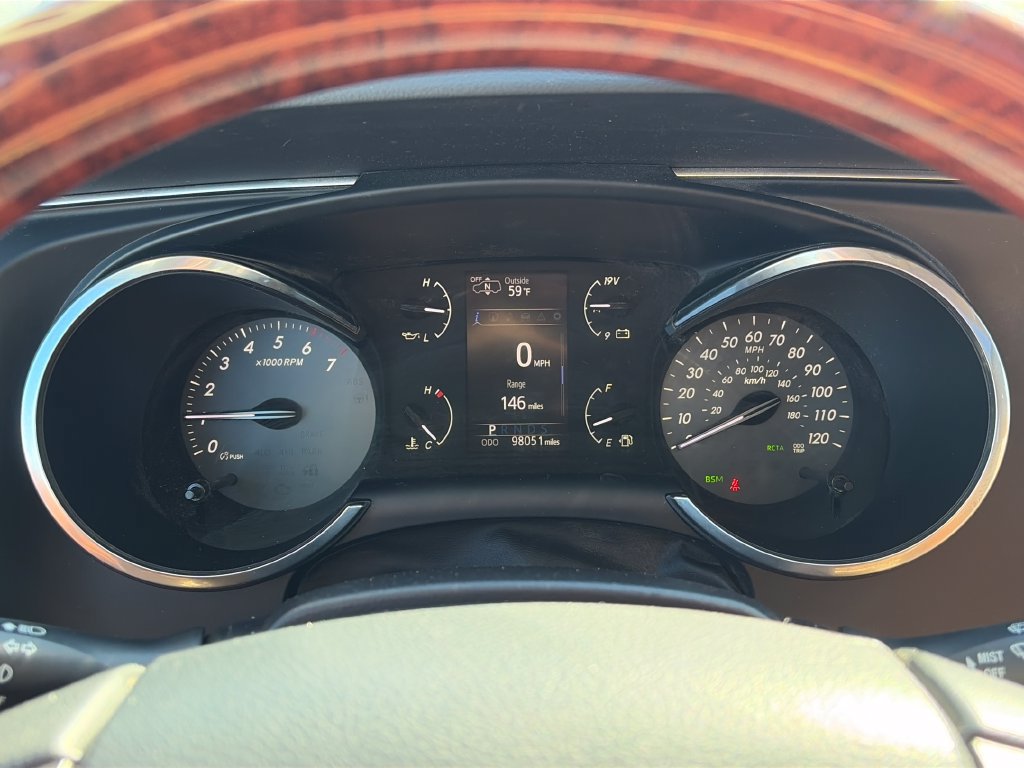 Used 2018 Toyota Sequoia Platinum AWD/4WD image 23