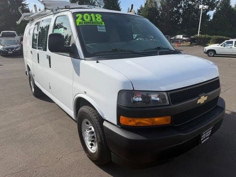 Used 2018 Chevrolet Express 2500 w/ Driver Convenience Package RWD image 1