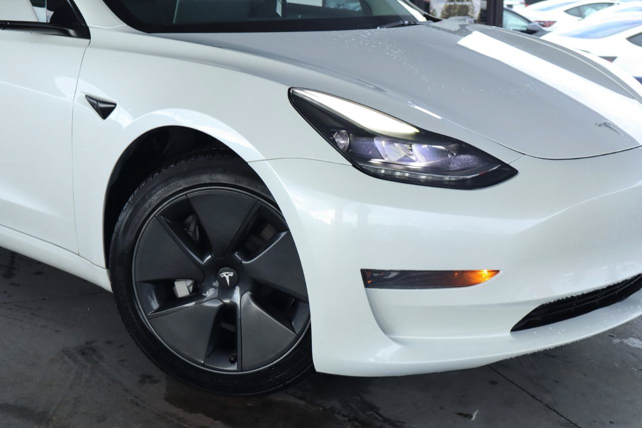 Used 2023 Tesla Model 3 Standard Range RWD image 4