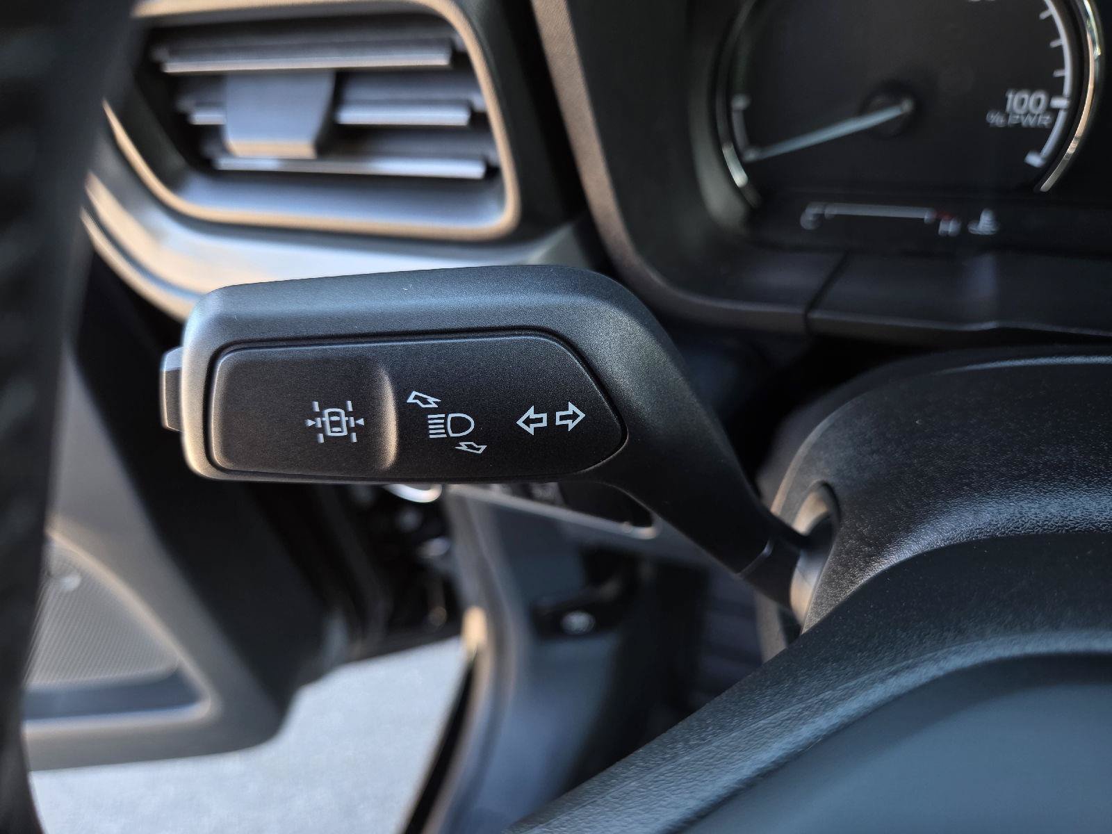 Used 2023 Ford Maverick Lariat w/ Black Appearance Package FWD image 13