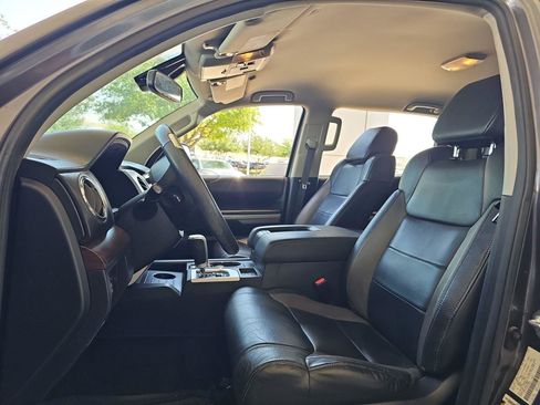 Used 2021 Toyota Tundra Limited image 18
