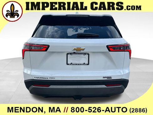 New 2026 Chevrolet Equinox LT w/ LPO, Floor Liner Package AWD/4WD image 10