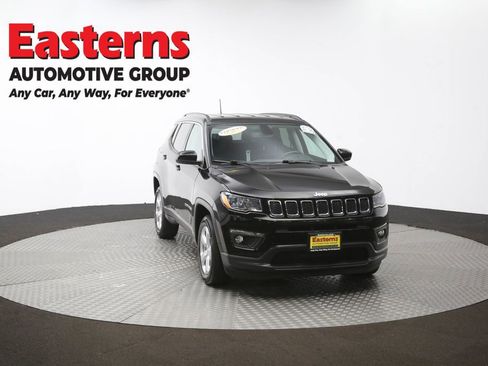 Used 2019 Jeep Compass Latitude w/ Cold Weather Group image 51