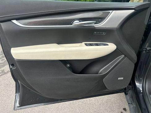 Used 2020 Cadillac XT5 Sportv AWD/4WD image 18