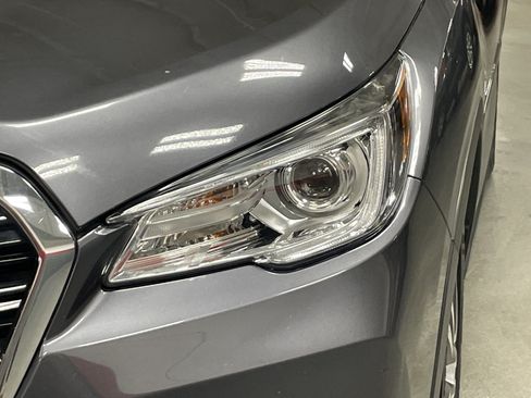Used 2021 Subaru Ascent Touring AWD/4WD image 6