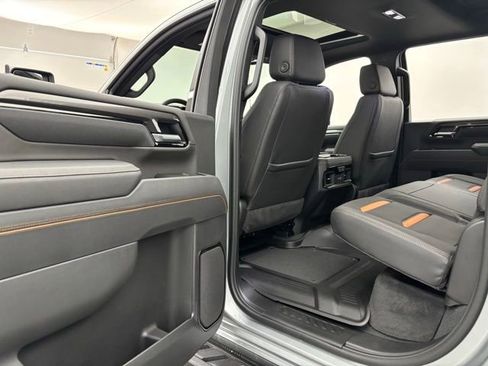 New 2026 GMC Sierra 2500 AT4 w/ AT4 Premium Plus Package AWD/4WD image 40