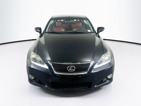 Used 2015 Lexus IS 250C w/ Luxury Package RWD image 2