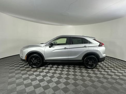 New 2026 Mitsubishi Eclipse Cross LE image 10