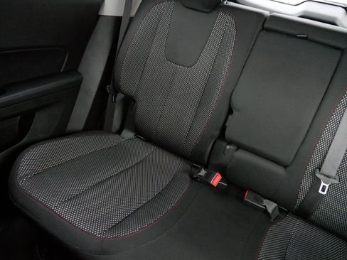 Used 2016 Chevrolet Equinox LT w/ Convenience Package image 12