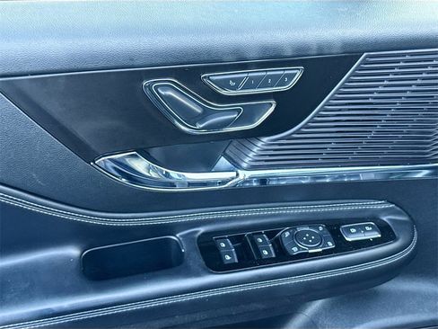 Used 2022 Lincoln Corsair Reserve w/ Equipment Group 201A image 19