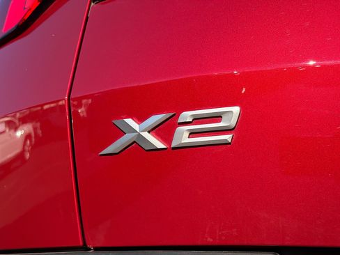 Used 2025 BMW X2 xDrive28i image 11
