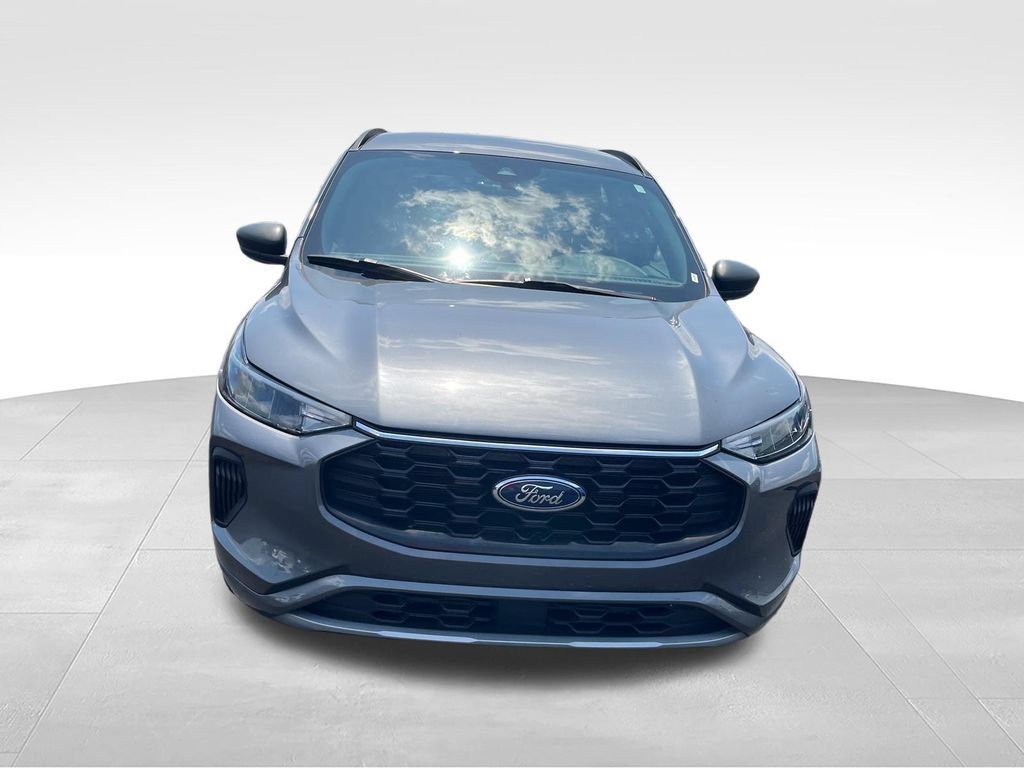Used 2023 Ford Escape ST-Line AWD/4WD image 8
