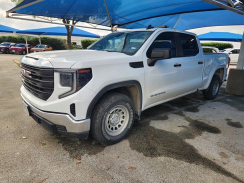 Used 2023 GMC Sierra 1500 Pro AWD/4WD image 2