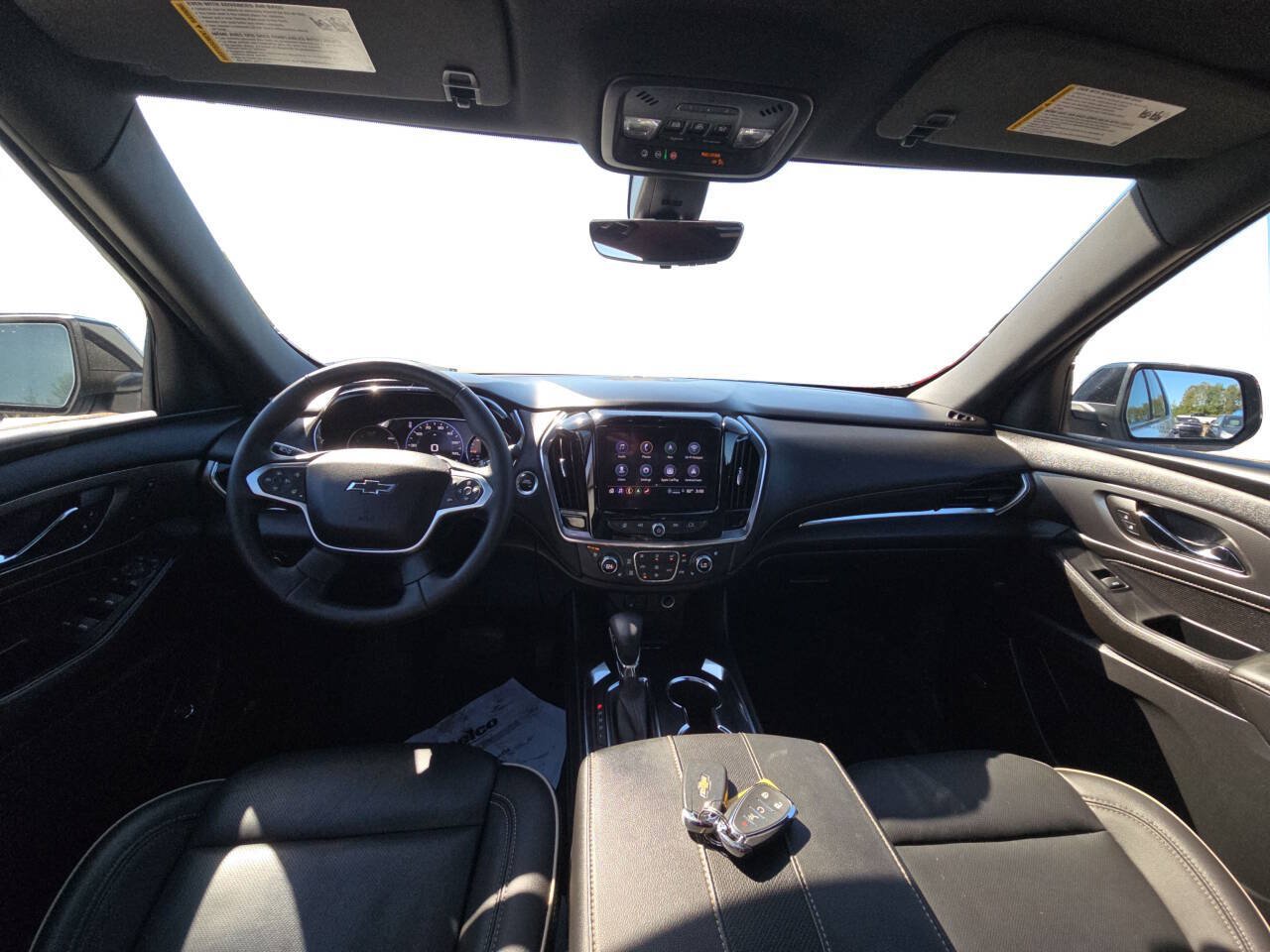 Used 2023 Chevrolet Traverse Premier w/ Redline Edition AWD/4WD image 12