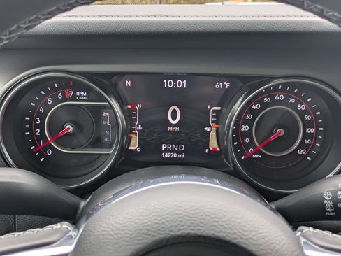 Used 2022 Jeep Wrangler Unlimited Rubicon w/ Xtreme Recon 35" Tire Package image 10