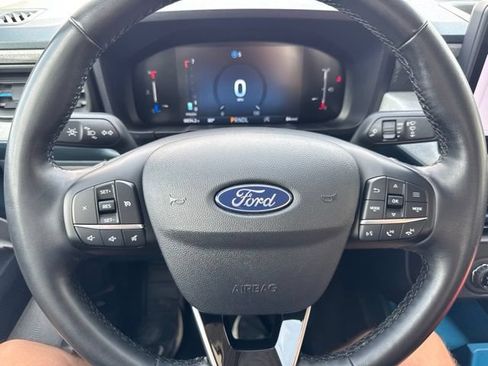 Used 2025 Ford Maverick XLT w/ XLT Luxury Package AWD/4WD image 16