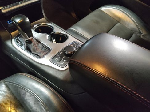 Used 2021 Jeep Grand Cherokee Trailhawk w/ Trailhawk Luxury Group image 26