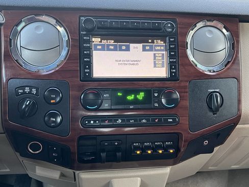 Used 2008 Ford F350 Lariat image 17