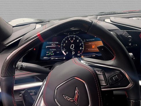 Used 2024 Chevrolet Corvette Z06 RWD image 18
