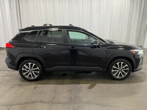 Certified 2023 Toyota Corolla Cross XLE w/ Convenience Package AWD/4WD image 3