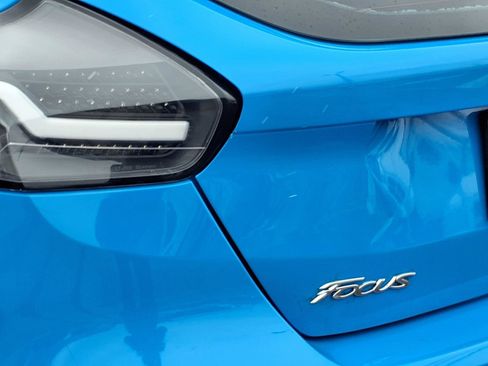 Used 2016 Ford Focus RS image 25